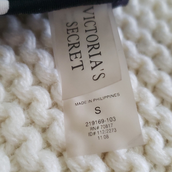 VS String Bikini - Picture 3 of 4